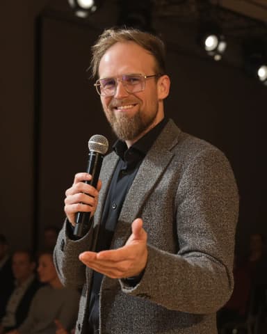 André Heiner, KI-Berater aus Wiesbaden